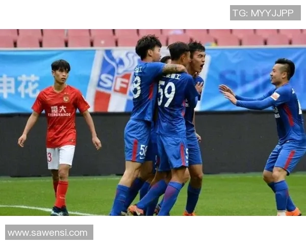 2011赛季中超经典对决申花与鲁能的激烈较量与历史交锋回顾