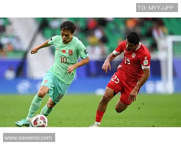 2013年中国足球队与新加坡队的精彩对决回顾与分析 2013年中国足球队与新加坡队的精彩对决回顾与分析