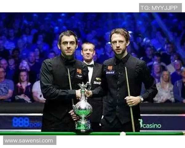 丁俊晖与迈克尔怀特激战正酣乒乓球场上的巅峰对决引发热议