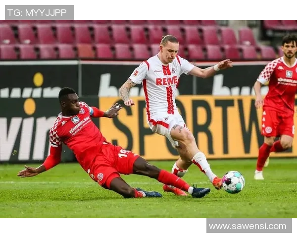 比勒菲尔德主场迎战汉堡期待精彩对决与激烈竞争 比勒菲尔德主场迎战汉堡期待精彩对决与激烈竞争