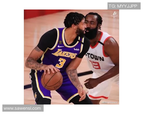 湖人对阵篮网精彩对决回顾与分析全场亮点与球员表现一览 湖人对阵篮网精彩对决回顾与分析全场亮点与球员表现一览