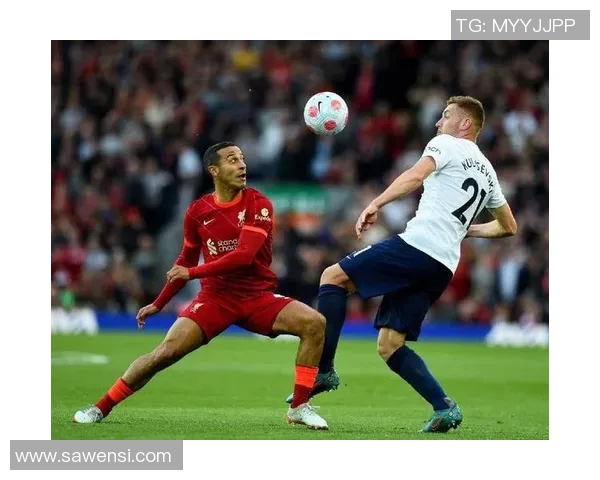 阿仙奴与西汉姆激战正酣比分悬念引发球迷热议 阿仙奴与西汉姆激战正酣比分悬念引发球迷热议