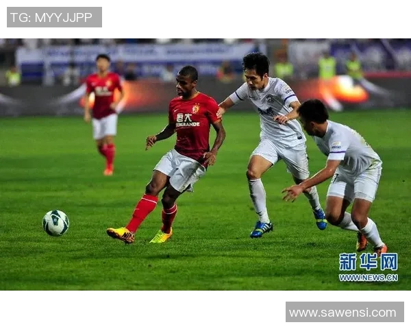 恒大与天津泰达精彩对决回放全程回顾与精彩瞬间分析