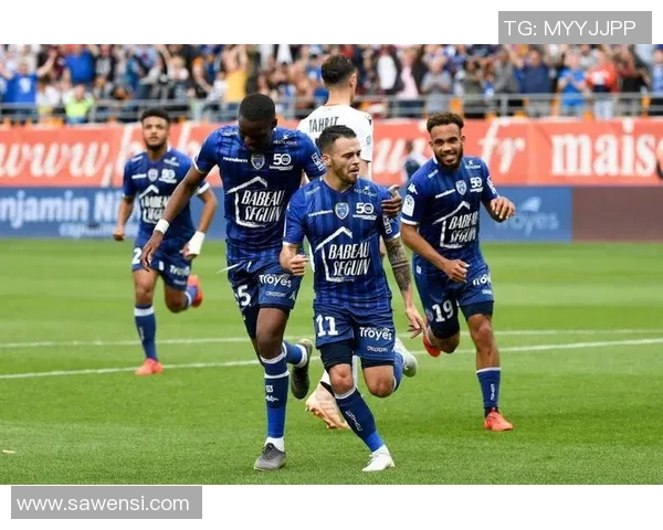 波尔多与特鲁瓦对决分析赛前形势与关键球员表现探讨