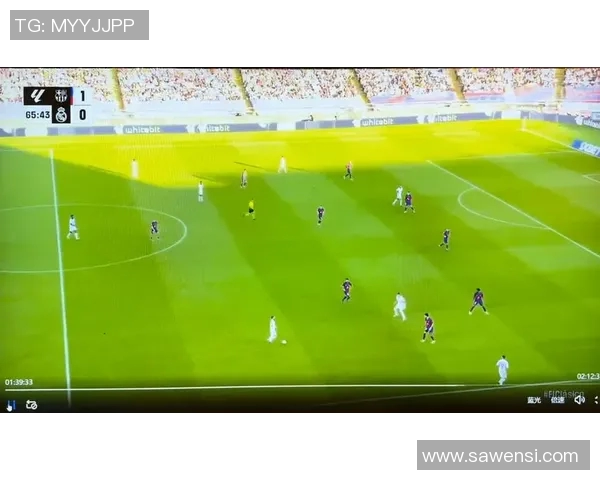 罗马与皇马激战李欣董路解读比赛精彩瞬间与战术分析 罗马与皇马激战李欣董路解读比赛精彩瞬间与战术分析