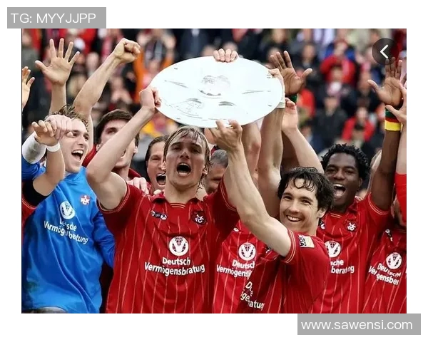 科隆与汉诺威最新比分揭晓双方激战成平局精彩瞬间回顾 科隆与汉诺威最新比分揭晓双方激战成平局精彩瞬间回顾